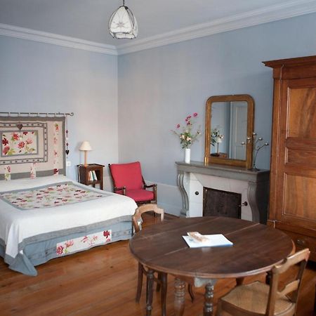 Le Relais Du Passe-Heures Cenans Bagian luar foto